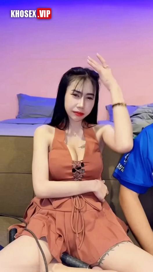 Clip sex rò rỉ Gái loli xăm mình threesome chịch tập thể cho đến khi xuất tinh trong (Bản Full 1 Tiếng) 7 Clip sex rò rỉ Gái loli xăm mình threesome chịch tập thể cho đến khi xuất tinh trong (Bản Full 1 Tiếng) - Hình 01