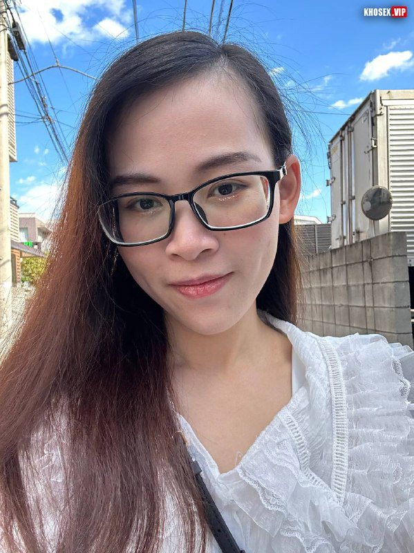 Lộ clip sex đụ em người yêu đeo kính có cái lồn dâm cực múp (Full Clip + Pic) 21 Lộ clip sex đụ em người yêu đeo kính có cái lồn dâm cực múp (Full Clip + Pic) - Hình 03