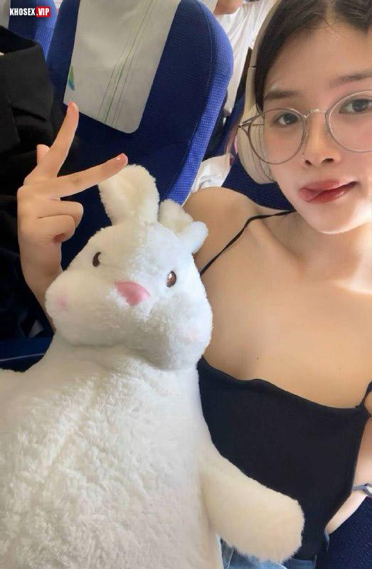 Lộ clip sex em Lê Thảo Phú Thọ bị bạn trai chim to đụ căng cả bướm - Phần 2 11 Lộ clip sex em Lê Thảo Phú Thọ bị bạn trai chim to đụ căng cả bướm - Phần 2 - Hình 04