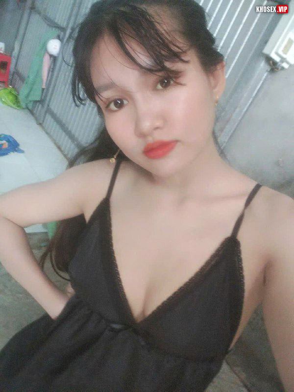 Vợ đang ngủ say chồng vạch quần ra địt cho đỡ nứng - Phần 2 (Full Pic + Clip) 43 Vợ đang ngủ say chồng vạch quần ra địt cho đỡ nứng - Phần 2 (Full Pic + Clip) - Hình 07