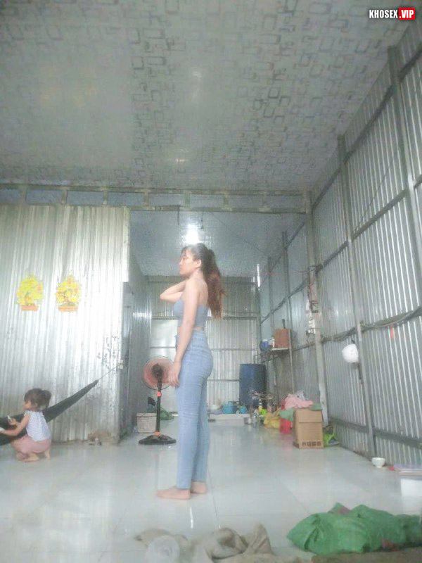 Vợ đang ngủ say chồng vạch quần ra địt cho đỡ nứng - Phần 2 (Full Pic + Clip) 46 Vợ đang ngủ say chồng vạch quần ra địt cho đỡ nứng - Phần 2 (Full Pic + Clip) - Hình 10