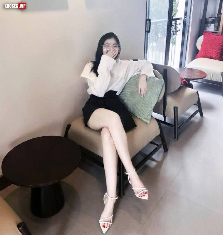Gái xinh dẫn người yêu về nhà trọ đụ cho sướng nước nôi ra lênh láng - Hình 01
