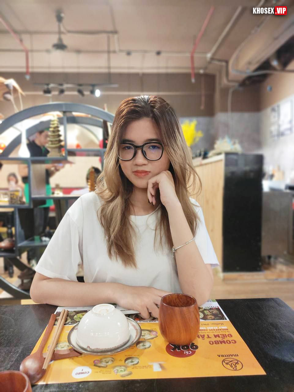 Cu anh dài quá em cưỡi ngựa nứng chịu không nổi - Phần 2 13 Cu anh dài quá em cưỡi ngựa nứng chịu không nổi - Phần 2 - Hình 02