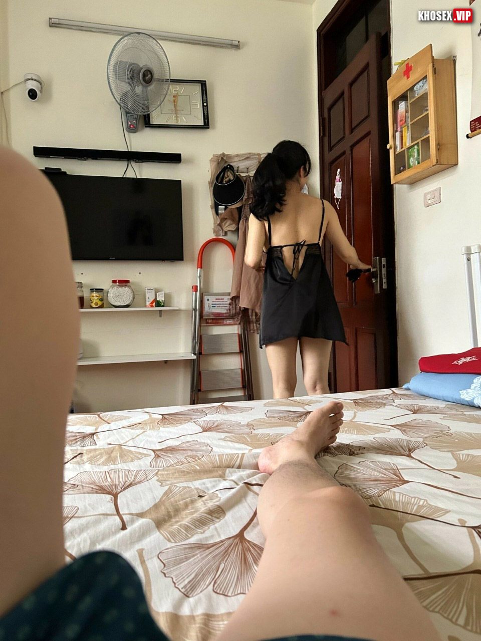 Vợ dâm lol tan làm là con vk tụt quần ck ra nhấp - Phần 2 2 Vợ dâm lol tan làm là con vk tụt quần ck ra nhấp - Phần 2 - Hình 01