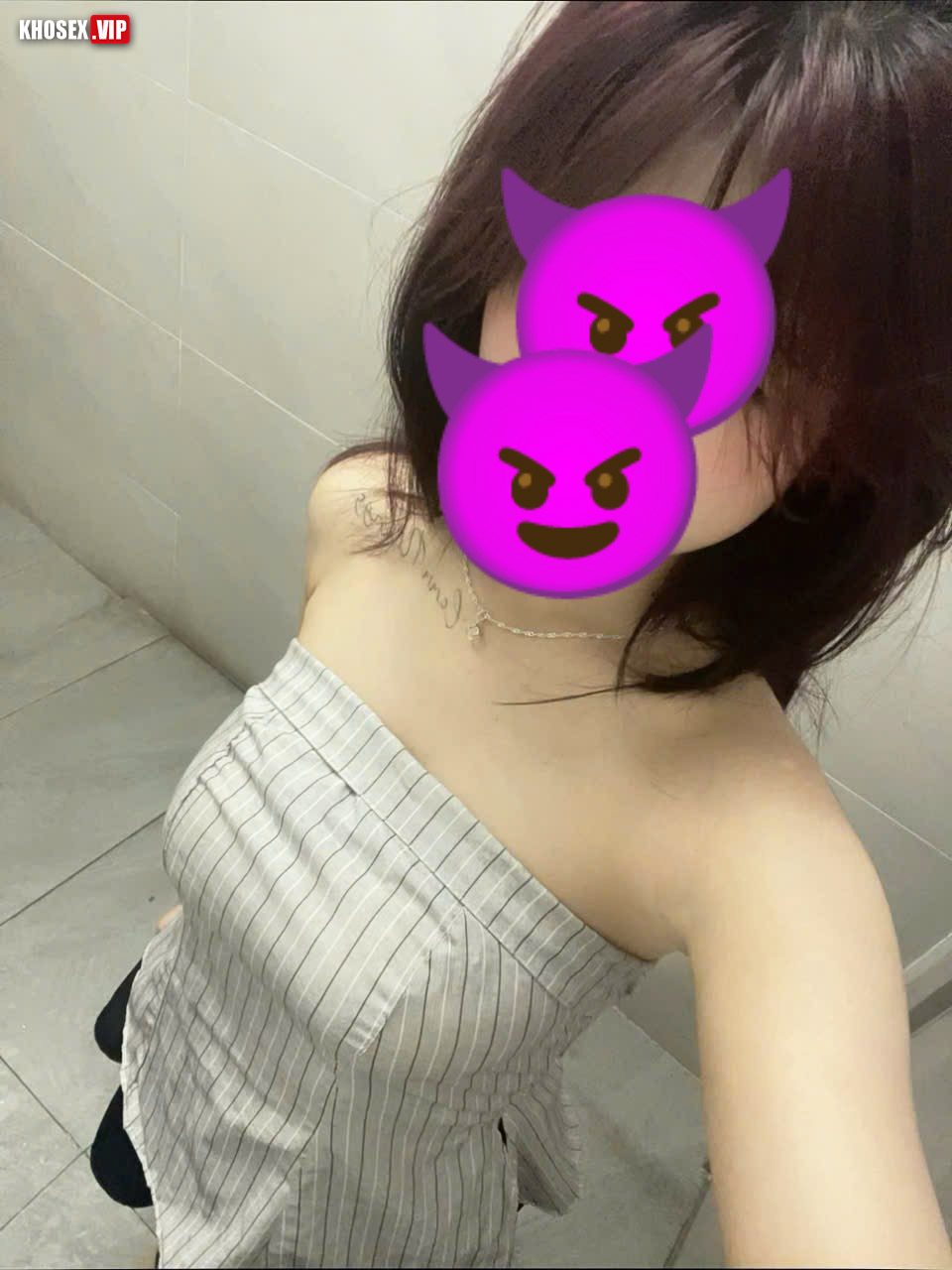 Địt em mình dây 2k7 rên như chưa bao giờ được địt - Hình 01