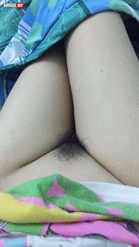 Lộ clip sex em học sinh đeo kính mặc áo dài địt với bạn trai (Full Clip + Pic) - Hình 18
