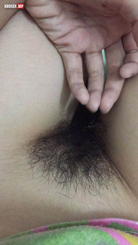 Lộ clip sex em học sinh đeo kính mặc áo dài địt với bạn trai (Full Clip + Pic) - Hình 19
