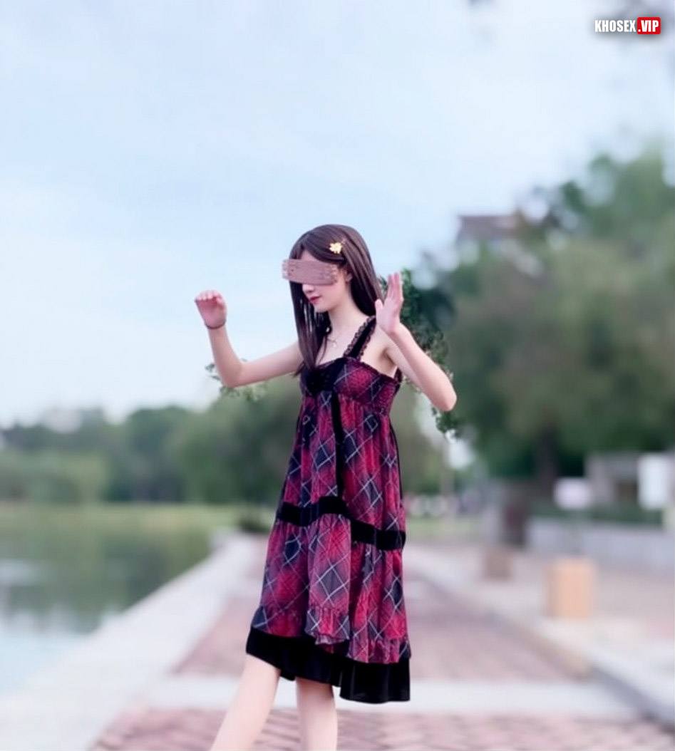 Luận Loan em gái Tung của (Full Clip + Pic) - Phần 1 - Hình 06
