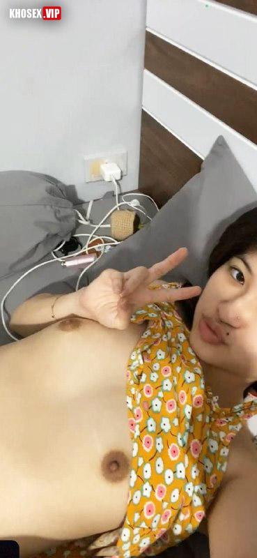 Sướng quá nứng quá anh địt em đi - Phần 2 - Hình 07